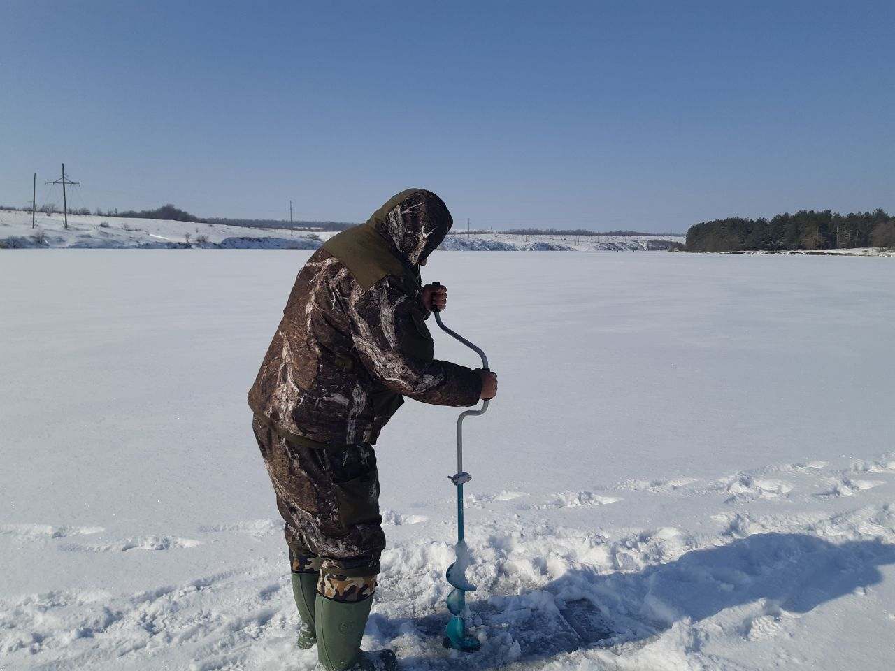Должностные лица Луганского отдела провели противозаморные мероприятия на водных объектах Луганской Народной Республики